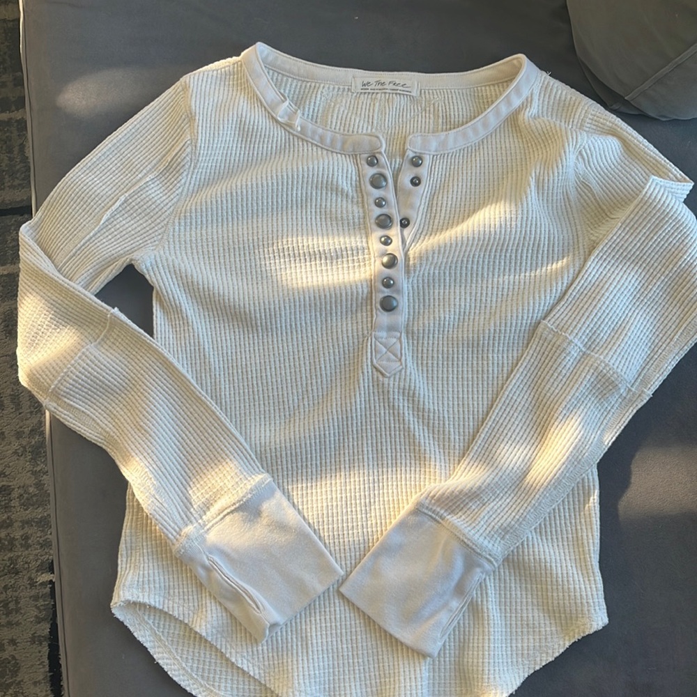 We the free free people beige size medium button shirt